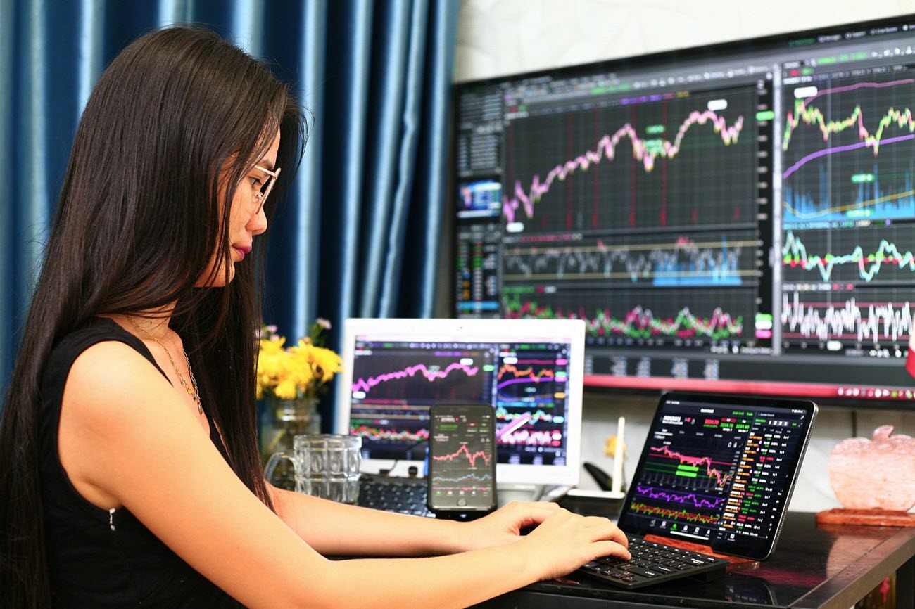 female forex trader